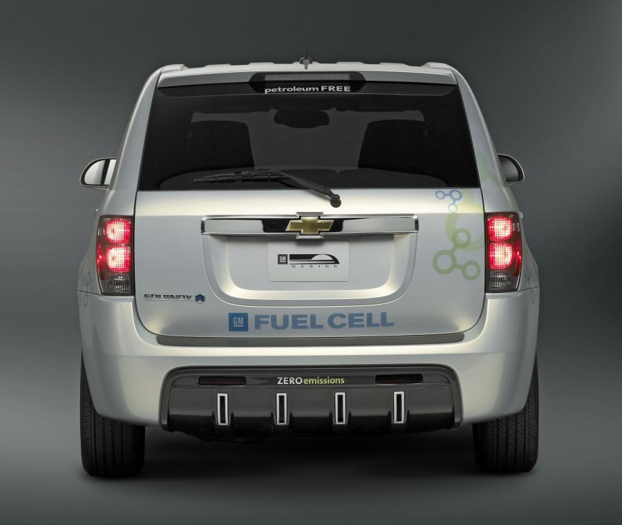  Chevrolet Equinox Fuel Cell 2008 года  (фото 3 из 11)